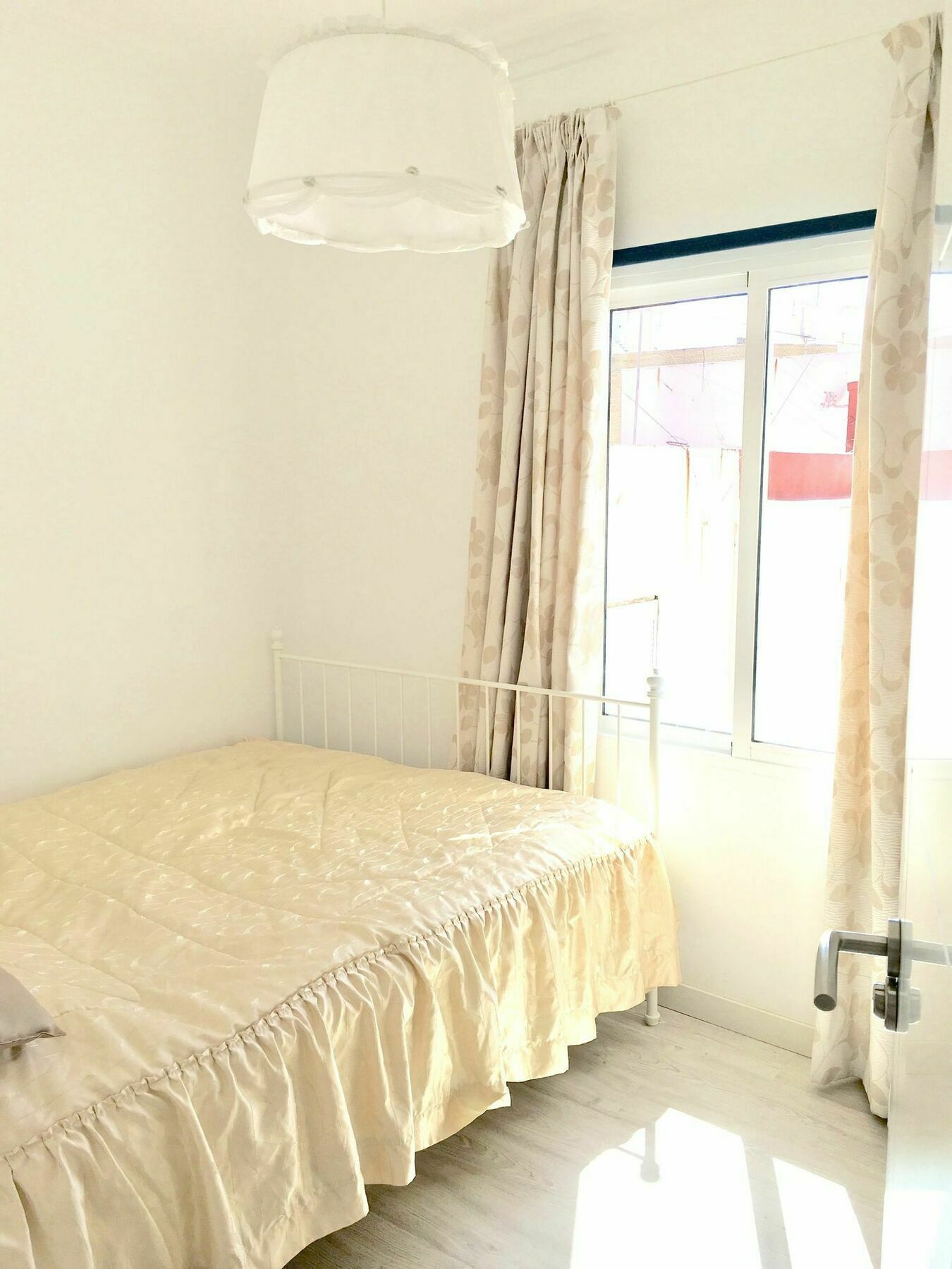 OYO Guest House Duc De Gaeta Valence Extérieur photo